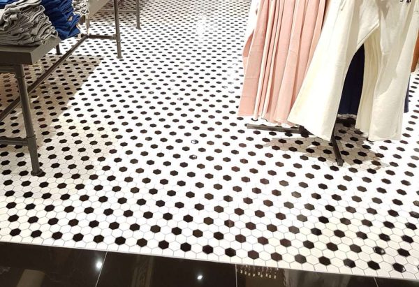 Black And White Hexagon 50mm wall and floor mosaics3 - Cerdomus Tile Studio Quality Tiles - June 10, 2022 50x50 White Matt Big Hex Mosaic HEX50WM
