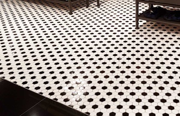Black And White Hexagon 50mm wall and floor mosaics4 - Cerdomus Tile Studio Quality Tiles - June 10, 2022 50x50 White Gloss Big Hex Mosaic HEX50WG
