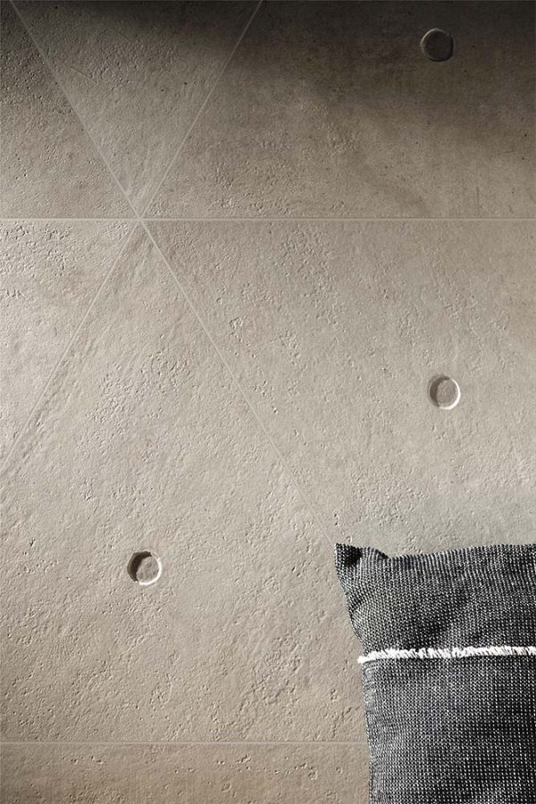 CMTR3R Grigio Chiaro Lifesytle - Cerdomus Tile Studio Quality Tiles - December 7, 2021 60, 4 - 24 Dot Grigio Chiaro Triangle Matt 130CMTR3R